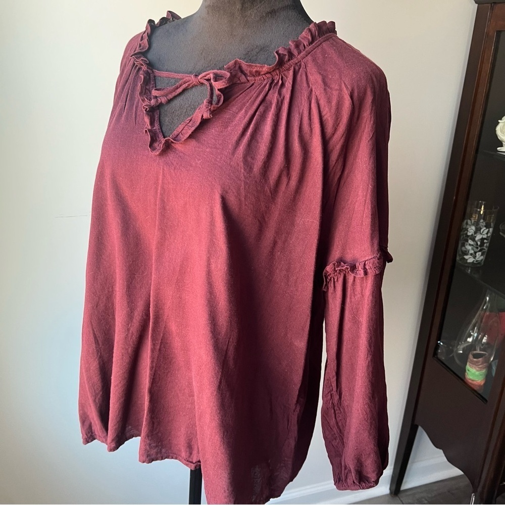 Old Navy Maroon Blouse with Ruffle Details - Picture 4 of 6